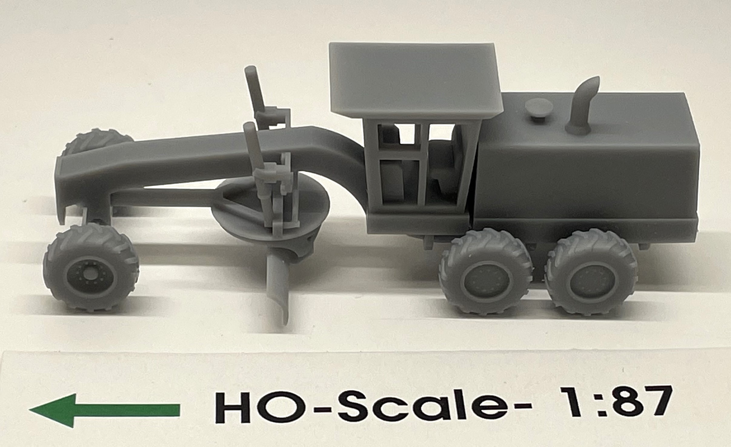 HO-Scale Road Grader