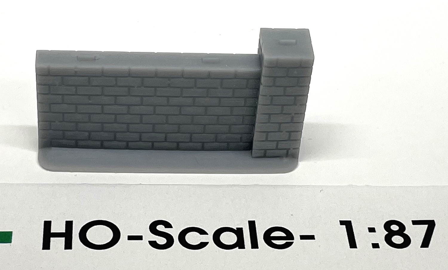 HO-Scale Brick or Block Wall, 7′ – 1/2 Size